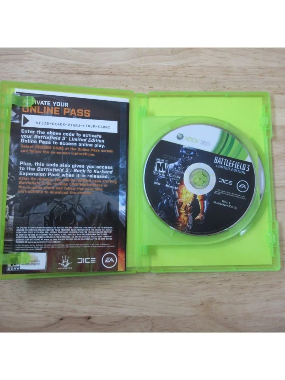 XBOX 360 Bundle 2 Video Games - Gears of War 2 & Battlefield 3